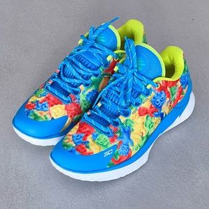 UNDER ARMOUR Steph Curry X Sourpatch Kids limited edition sneakers (M9 / W10.5)